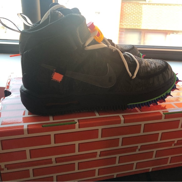 Off-White x Nike Air Force 1 Mid in Black - Size 6.5 M - Picture 2 of 6